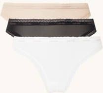 Calvin Klein Bottom's Up string met kant in 3 pack