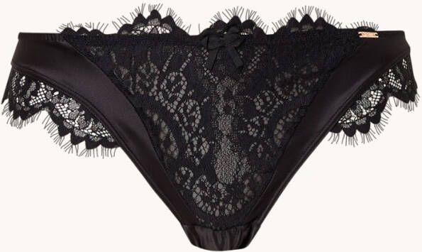 Hunkemö, ller Hannako slip met mesh en kant
