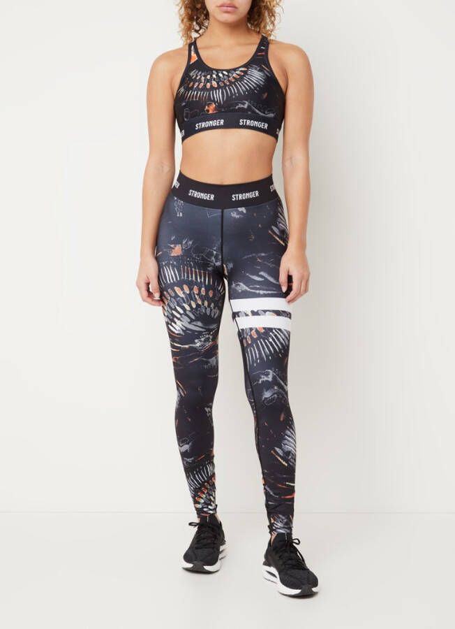 STRONGER Voodoo sport bh met medium support en uitneembare vulling