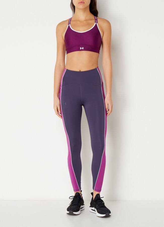 Under Armour Infinity sport bh met medium support en HeatGear®
