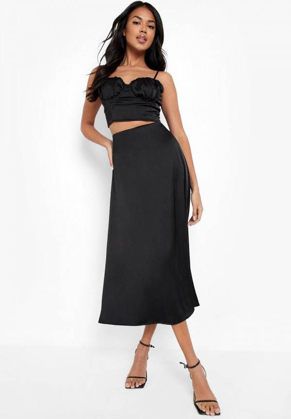 boohoo Matte Satijnen Geplooide Bralette En Onderrok, Black